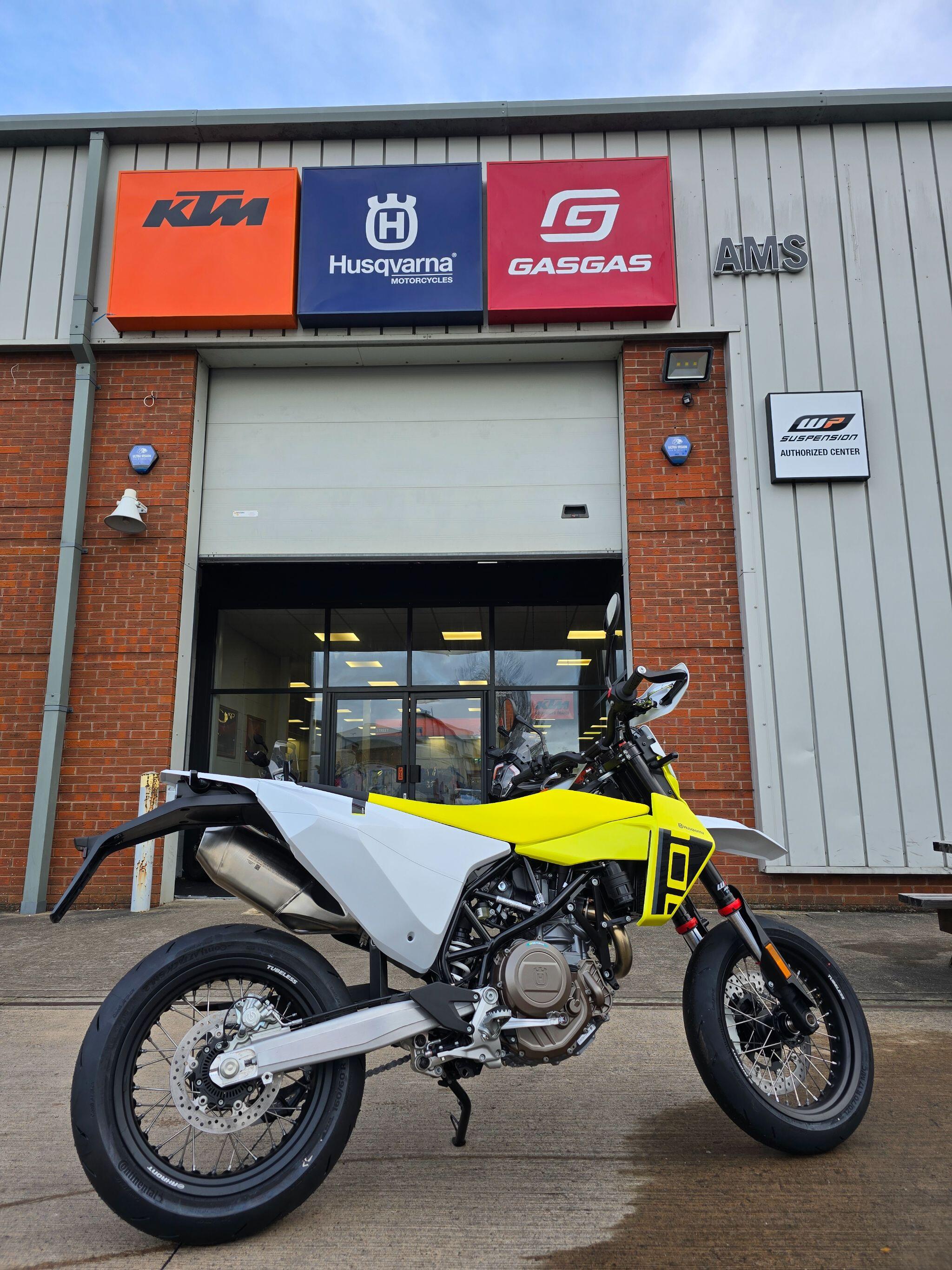 2026 Husqvarna 701 Euro 5